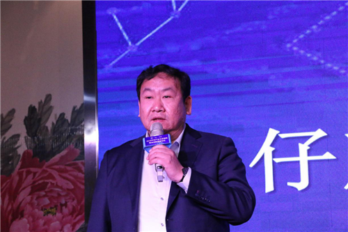 “2018牛仔產(chǎn)業(yè)與互聯(lián)網(wǎng)融合創(chuàng)新高峰論壇暨海爾COSMOPlat服裝互聯(lián)工廠啟動儀式”成功舉辦