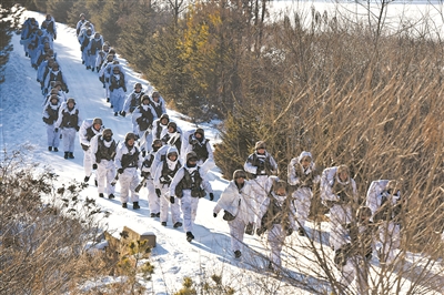 全軍部隊開訓見聞：統帥發號令，演兵啟新程