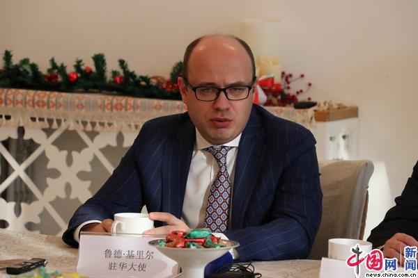 白俄羅斯教育年開(kāi)幕式新聞發(fā)布會(huì)在京舉行