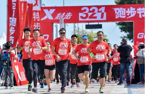 突出重圍！特步如何成為國內(nèi)運動品牌的馬拉松營銷之王？